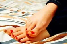 le soins des pieds pedicure et vernis semi permanent